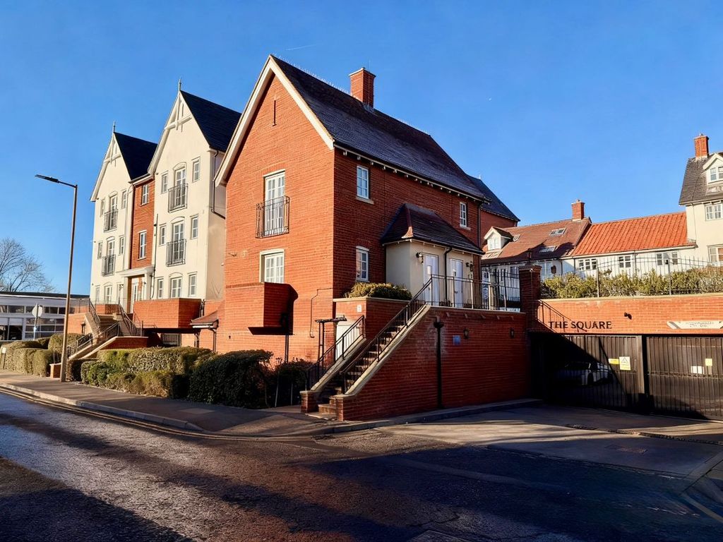 Property photo 1 of 7