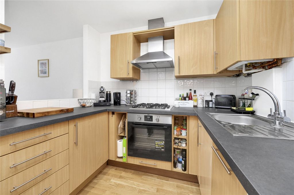 Property photo 2 of 13 Picture No. 08