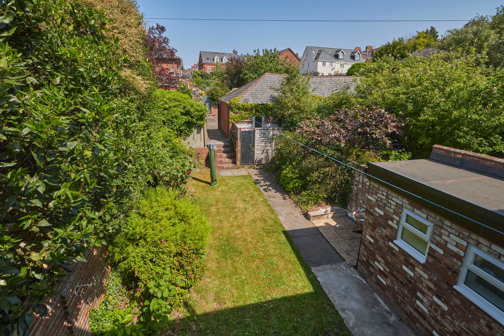 Property photo 2 of 15 Outlook To Garden