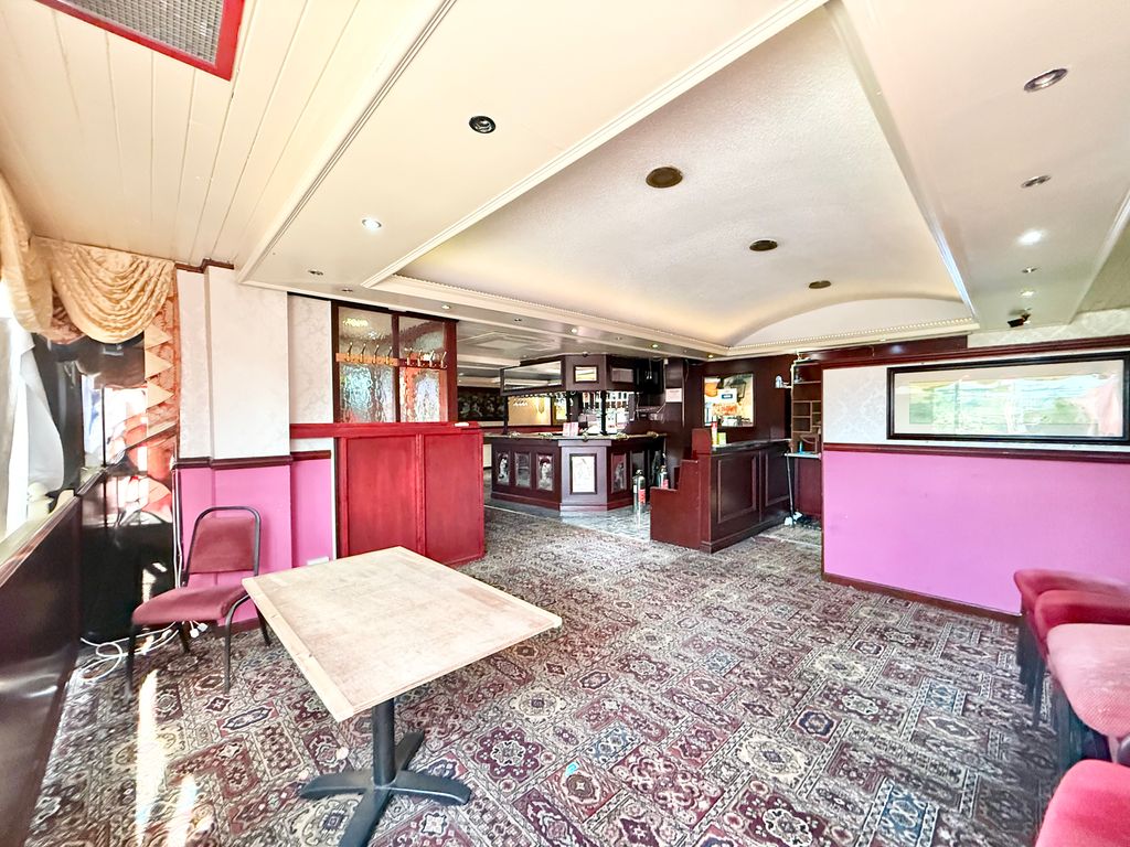 Property photo 2 of 26