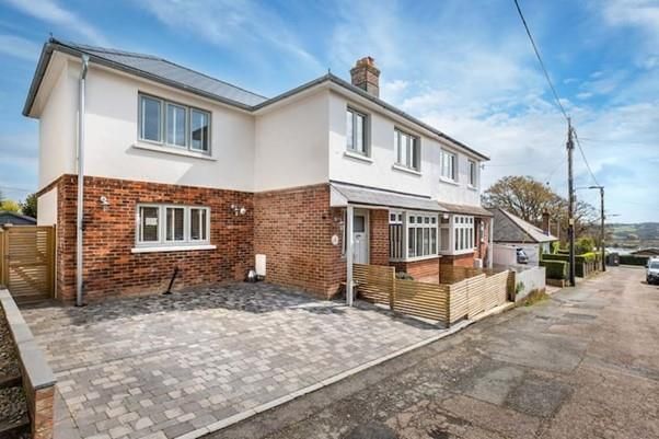 Property photo 1 of 17 Front Of House.Jpg