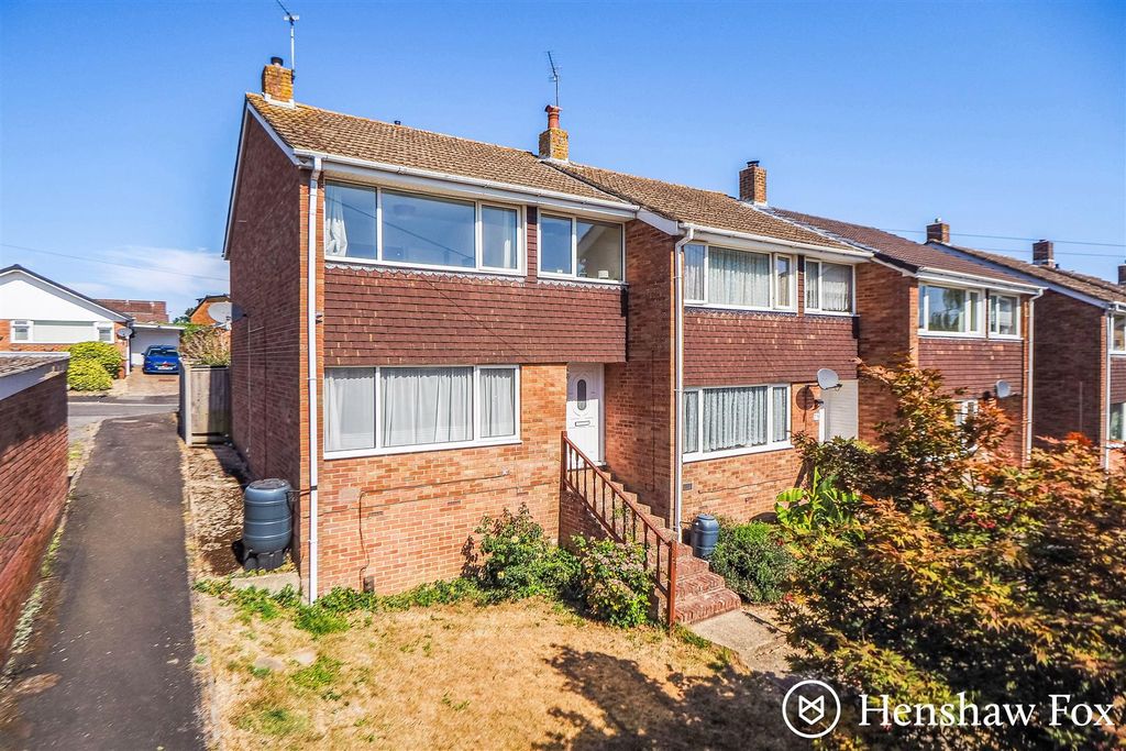 Property photo 1 of 14 1326887-Ph8_6746682 - Copy.Jpg
