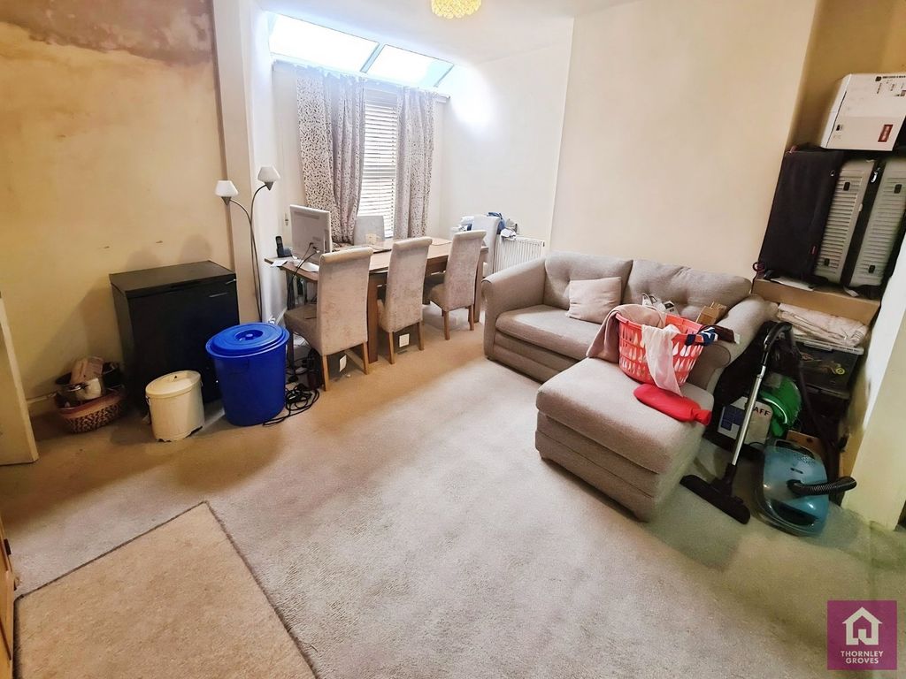 Property photo 2 of 13 Picture No. 28