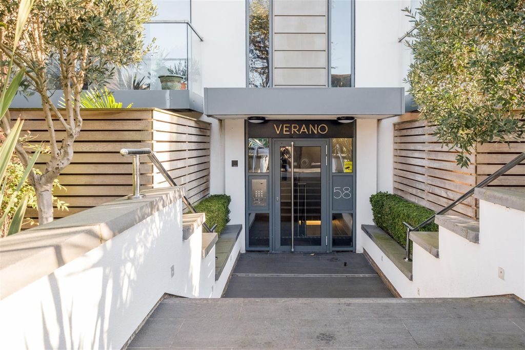 Additional image 34 of 3 bed flat to rentPalmeira Avenue, Hove BN3