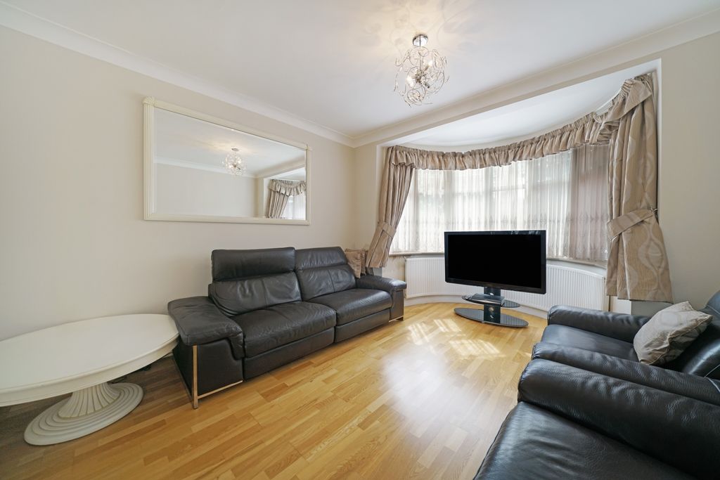 Property photo 3 of 16 Photo 16