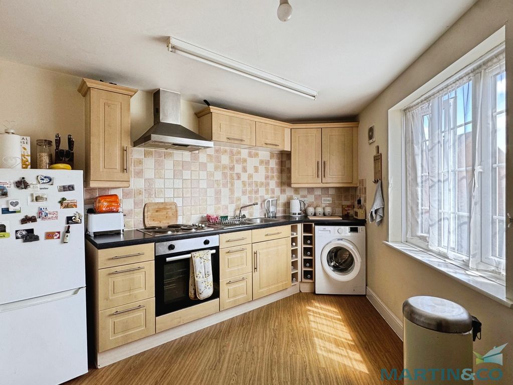 Property photo 2 of 9 818Cb4F2--487E-8755-1257E8717630-12573-00000548B63