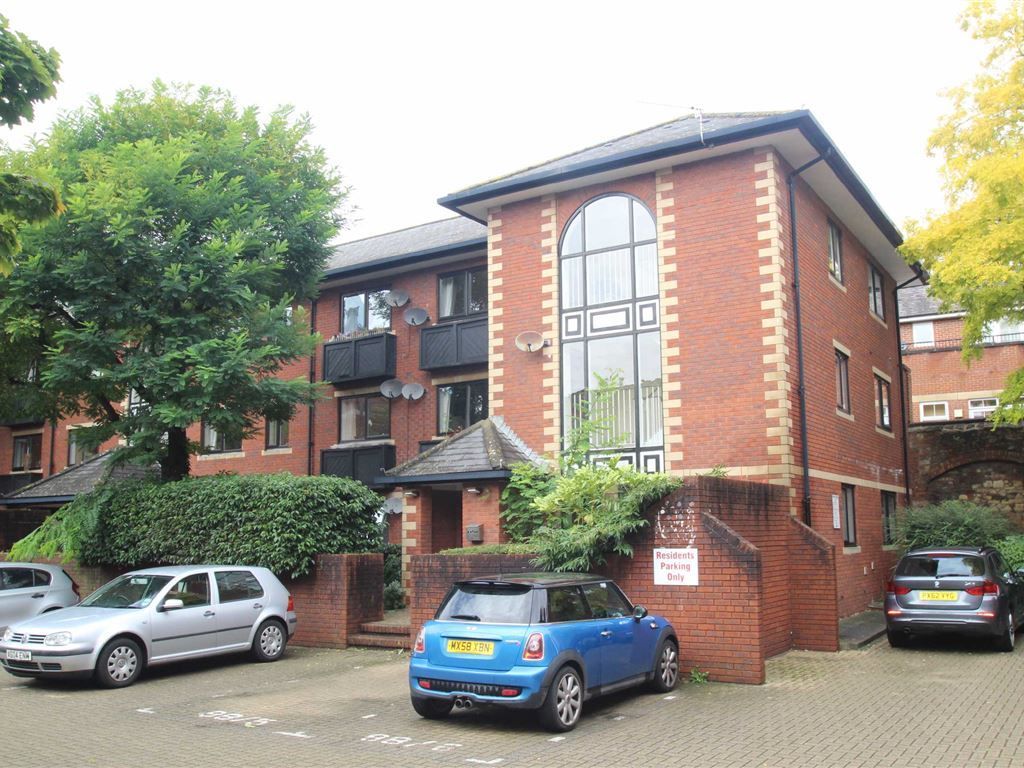 Property photo 1 of 1