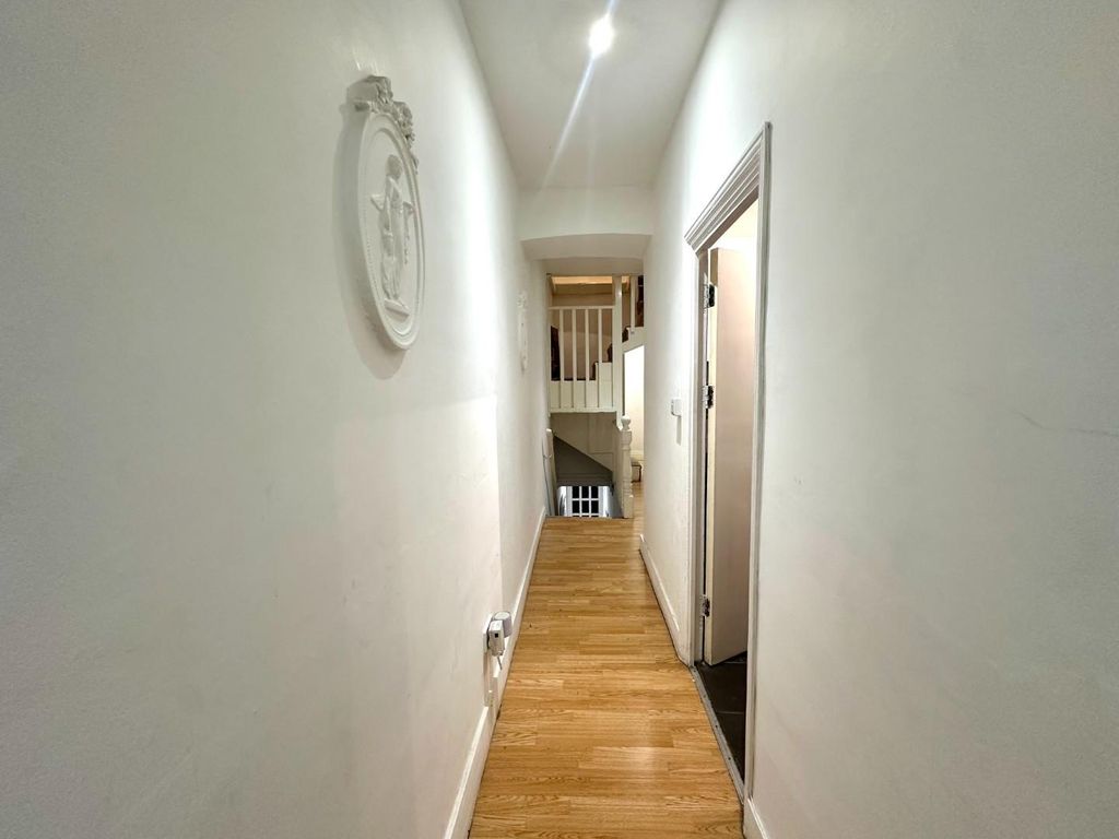 Property photo 3 of 6 Img_2344.Jpg