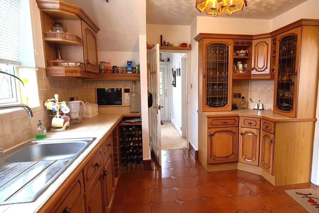 Property photo 2 of 20 Picture No. 34