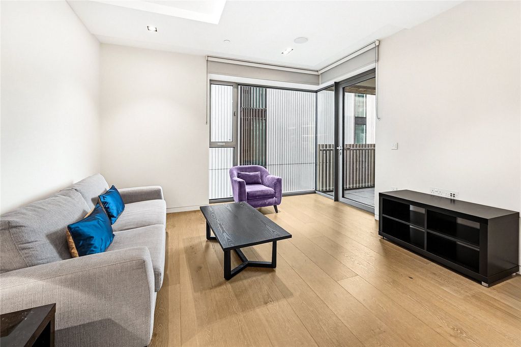 Property photo 3 of 10 Reception Room