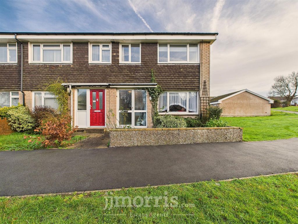 Property photo 3 of 33 Cam05297G0-Pr0132-Still029.Jpg