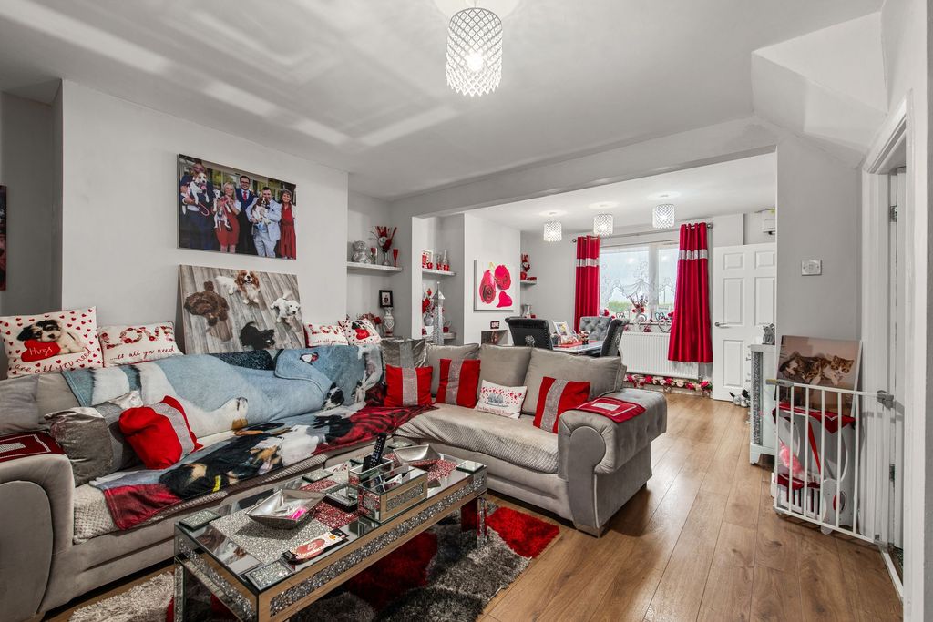 Property photo 2 of 29