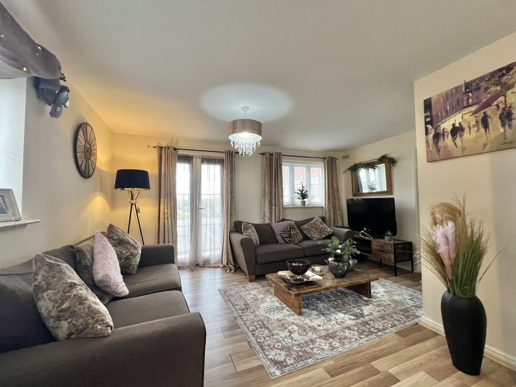 Property photo 1 of 11 Riverside Location, Ground Floor 2 Bed Apartment