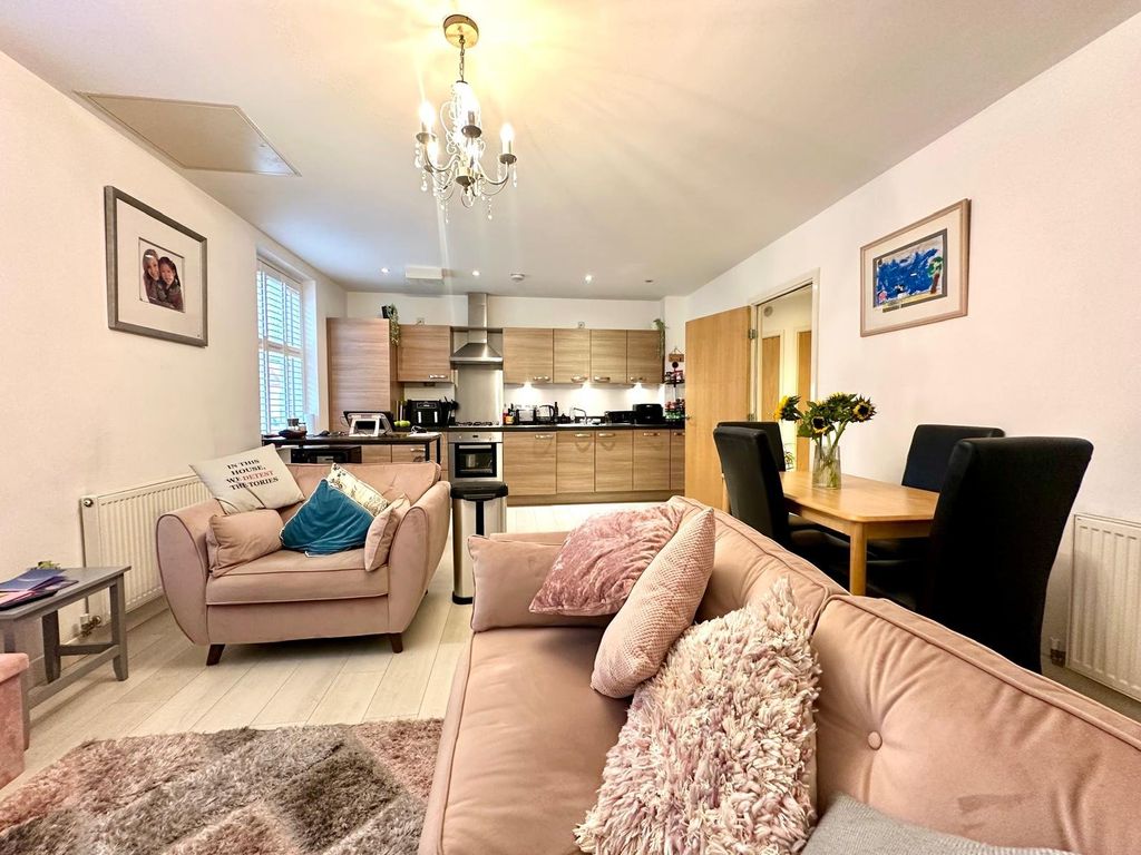 Property photo 3 of 10 Picture No. 10