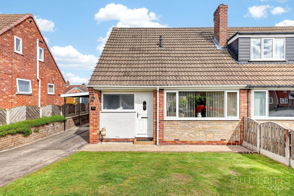 Property photo 1 of 28