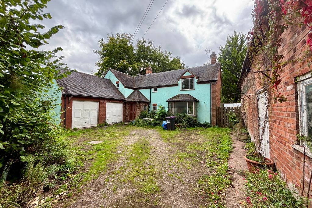 Property photo 1 of 28