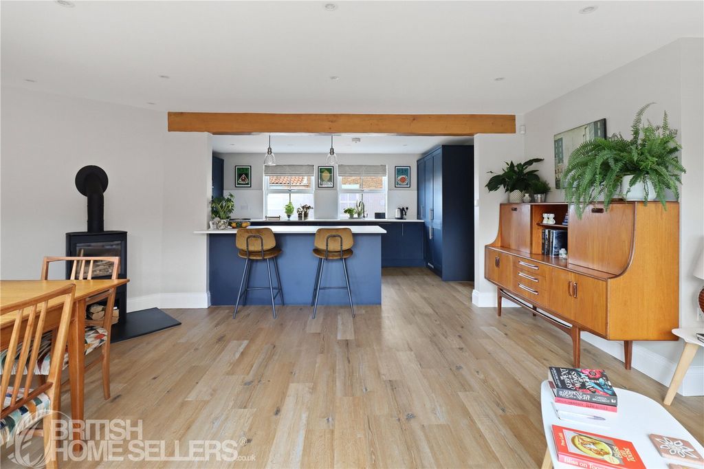 Property photo 2 of 15 Picture No. 07