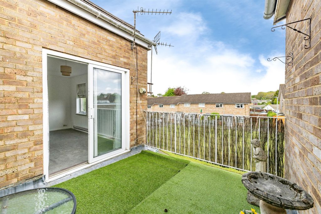 Property photo 3 of 23