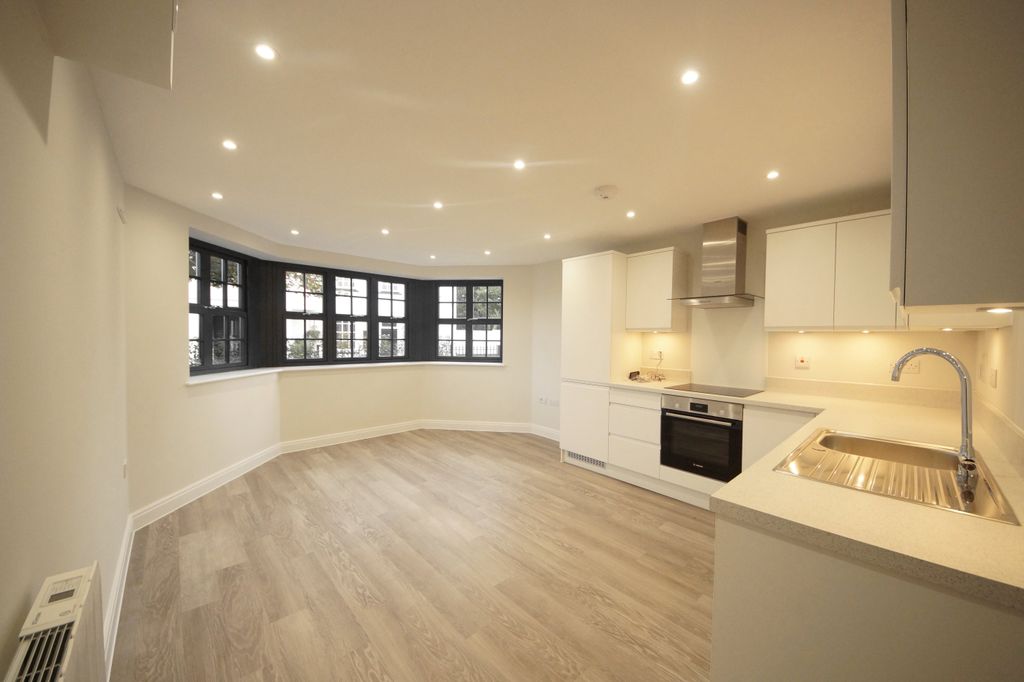 Property photo 2 of 7 Photo 02