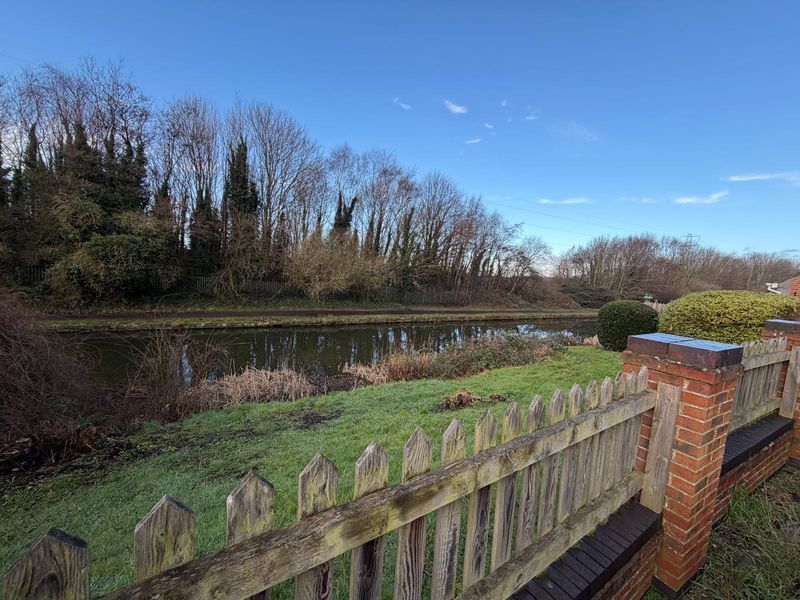 Property photo 3 of 16 Photo 8