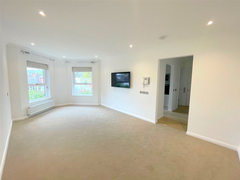 Property photo 2 of 9 Picture-No-12-56