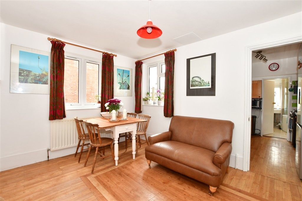 Property photo 1 of 10 Dining Room