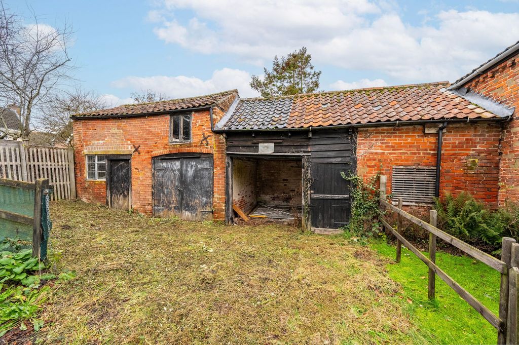 Property photo 1 of 6