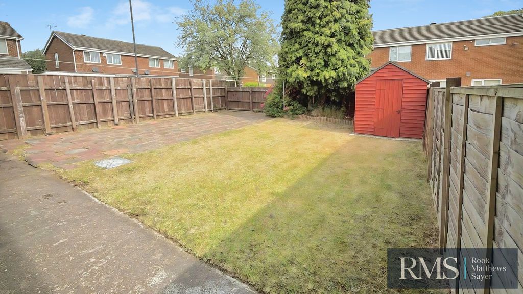 Property photo 2 of 16 Photo 14