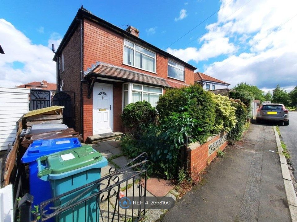 Property photo 1 of 8