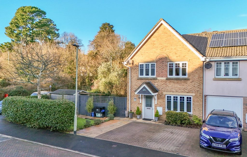 Property photo 2 of 38
