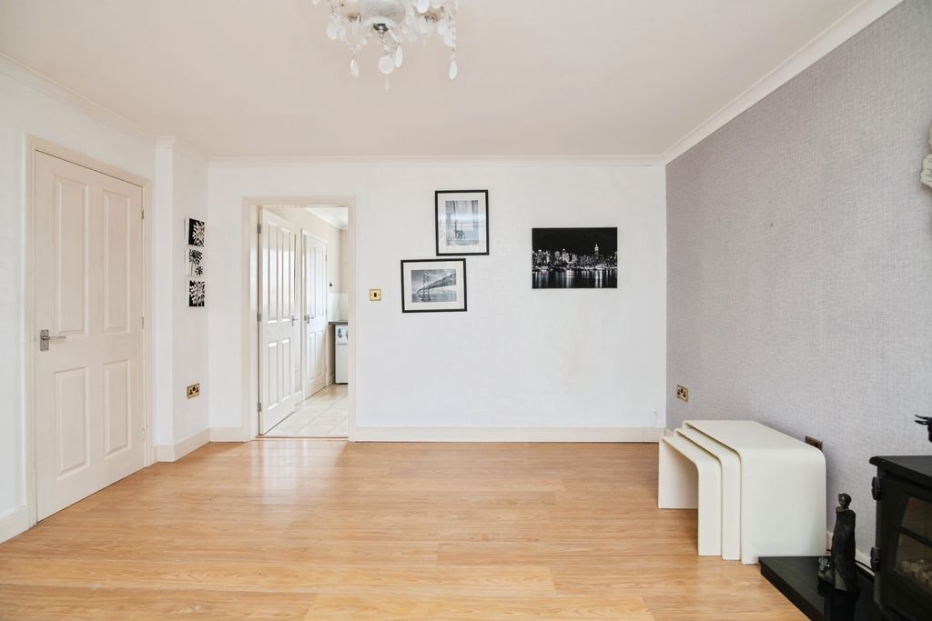 Property photo 3 of 14 Pbox-Img.Jpg