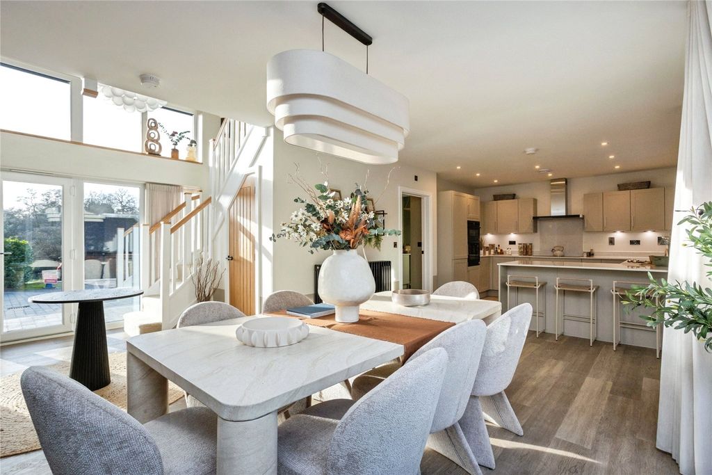 Property photo 3 of 22 Kitchen Dining