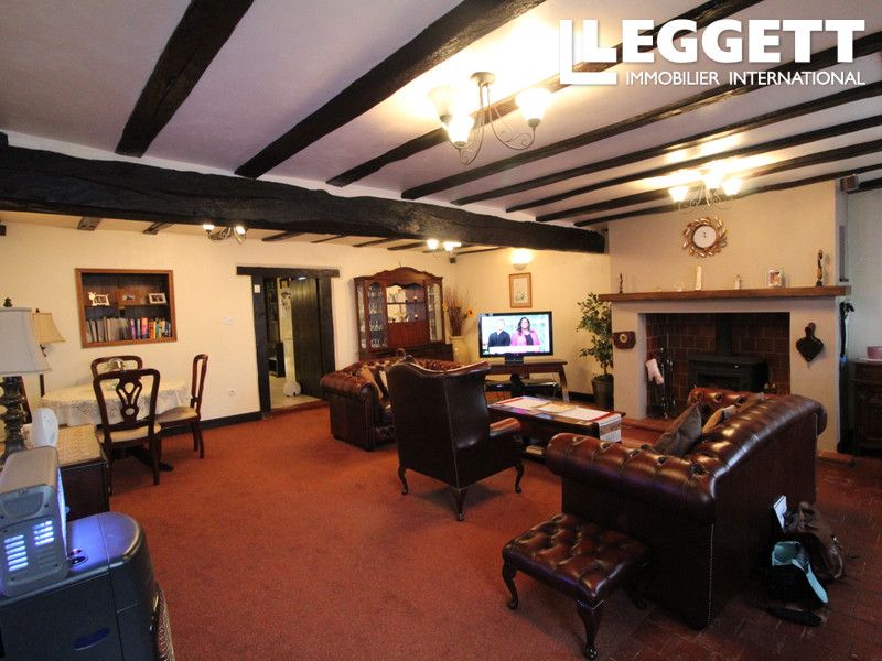 Property photo 2 of 10