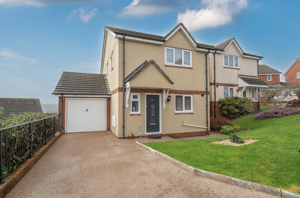 Property photo 1 of 20 1409537-3-6984A29...