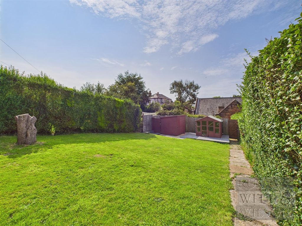 Property photo 3 of 29