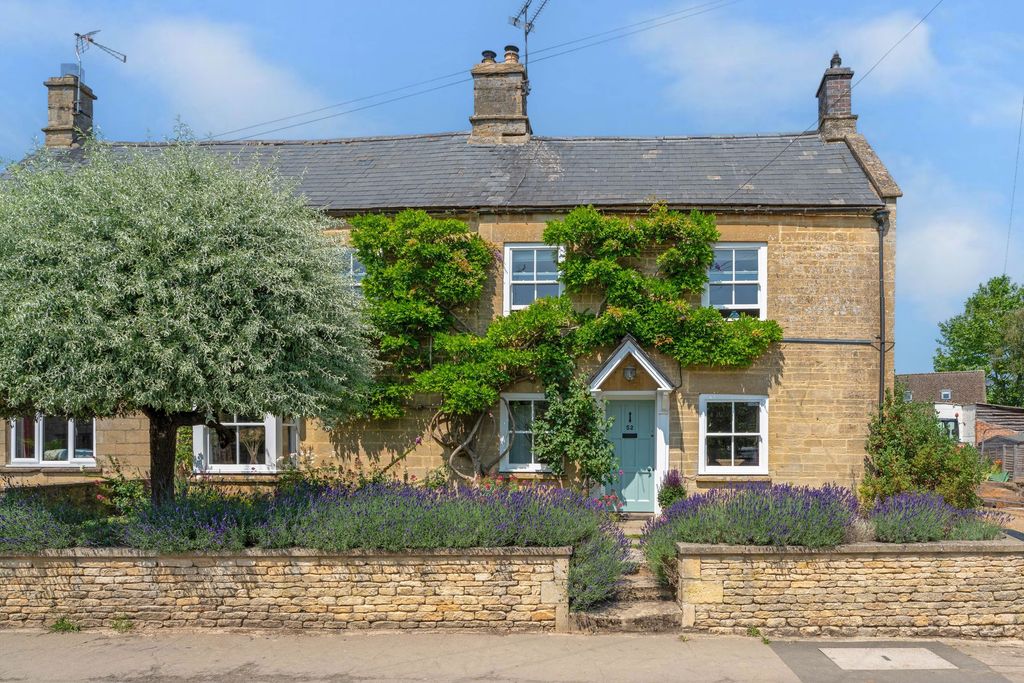 Property photo 1 of 21