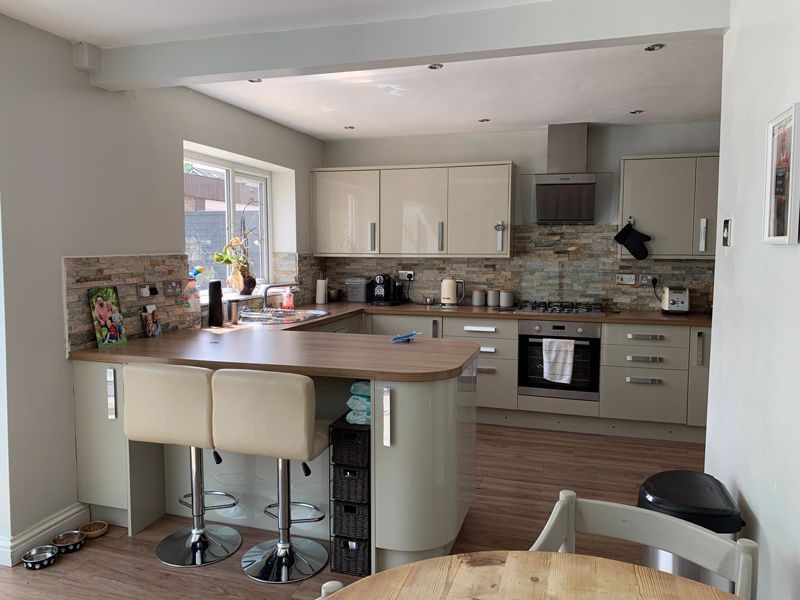 Property photo 2 of 21 Photo 1