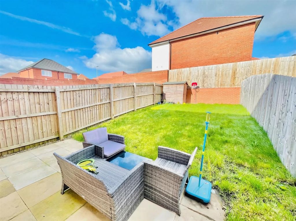 Property photo 2 of 13 Rear Aspect