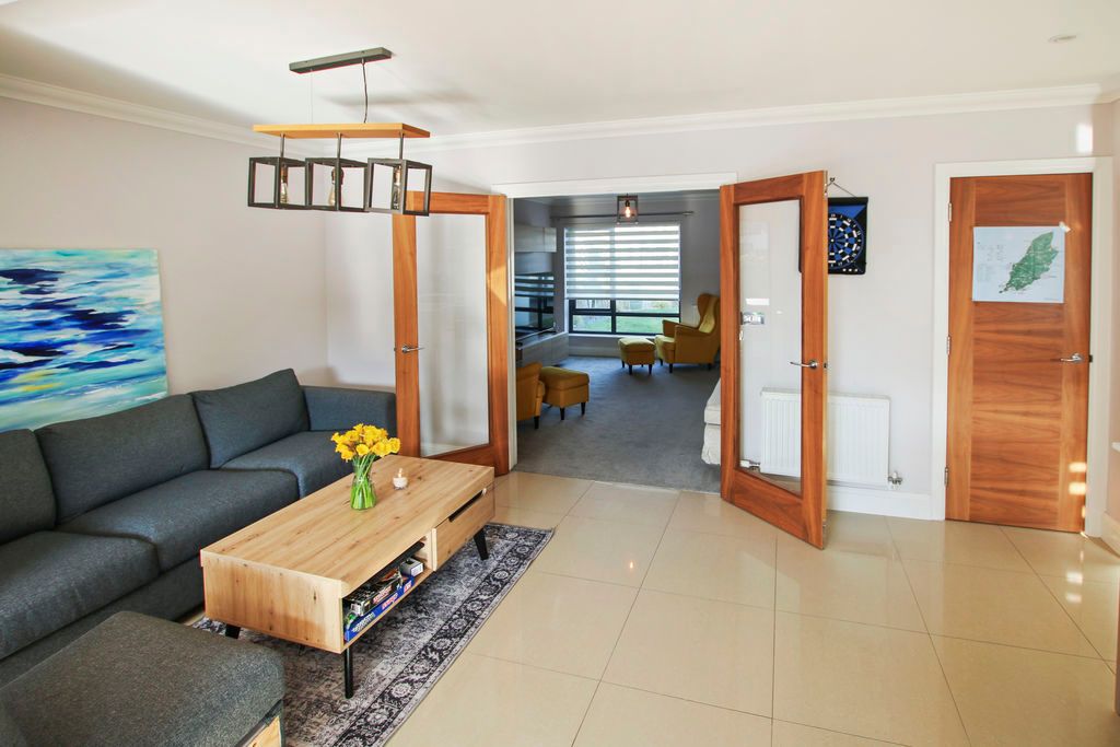 Property photo 2 of 38 Photo 16