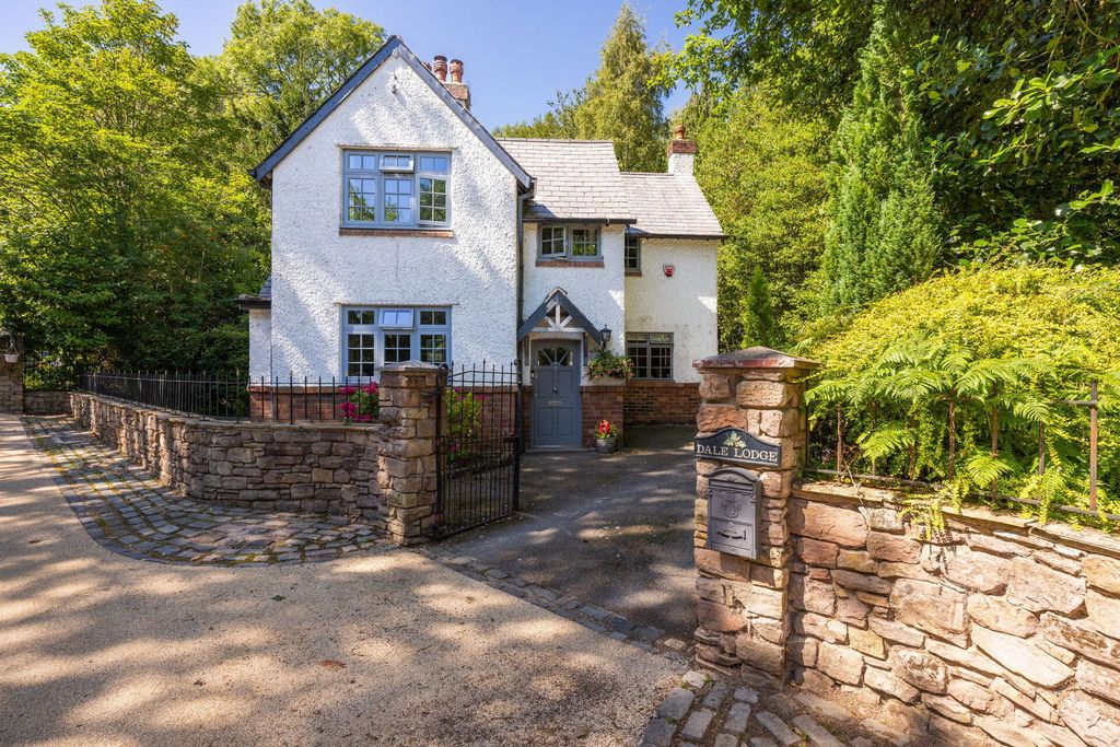 Property photo 1 of 19