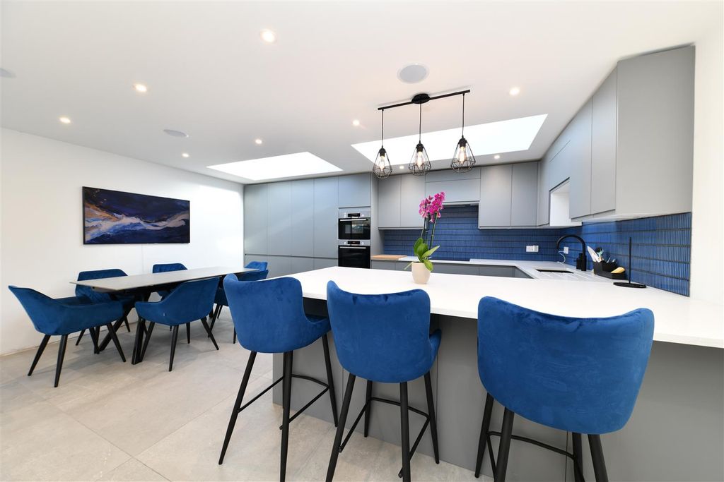 Property photo 2 of 24 Dsc_1360.Jpg