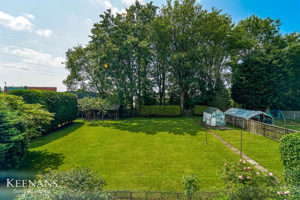 Property photo 3 of 39 8.Jpg