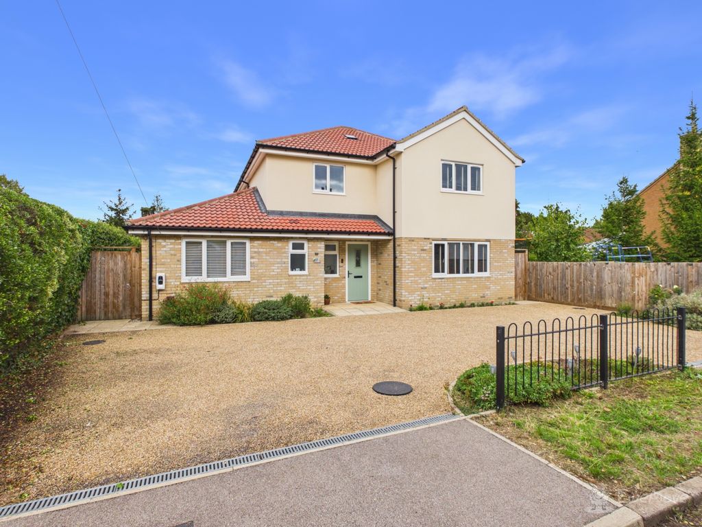 Property photo 1 of 25 Front- Mark Stephens Ewemove Newmarket And Soham