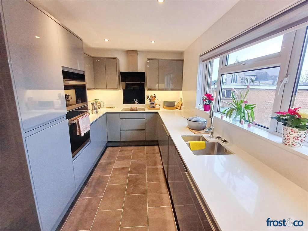 Property photo 2 of 16 Kitchen