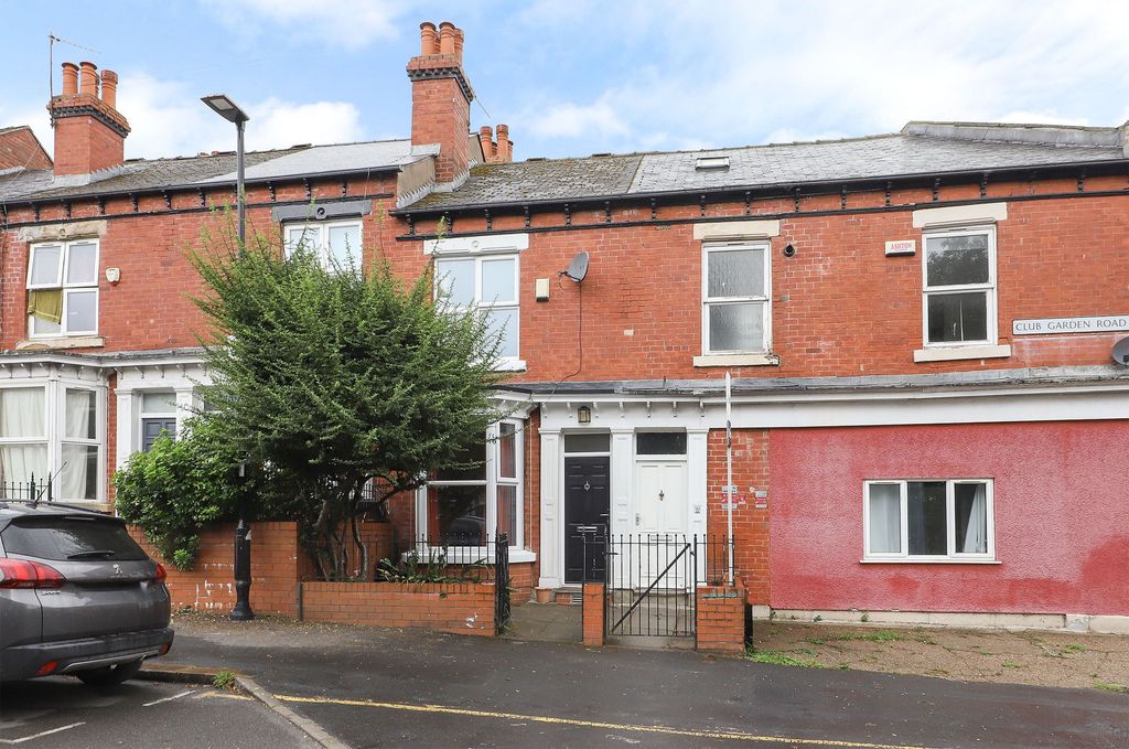 Property photo 1 of 13