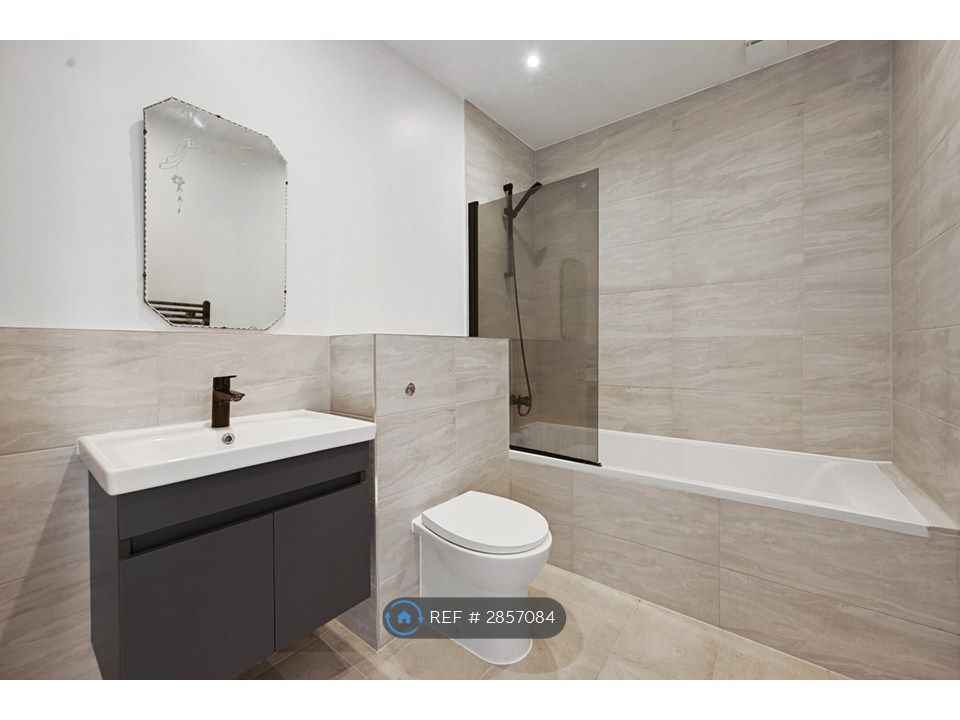 Property photo 3 of 6 Bathroom