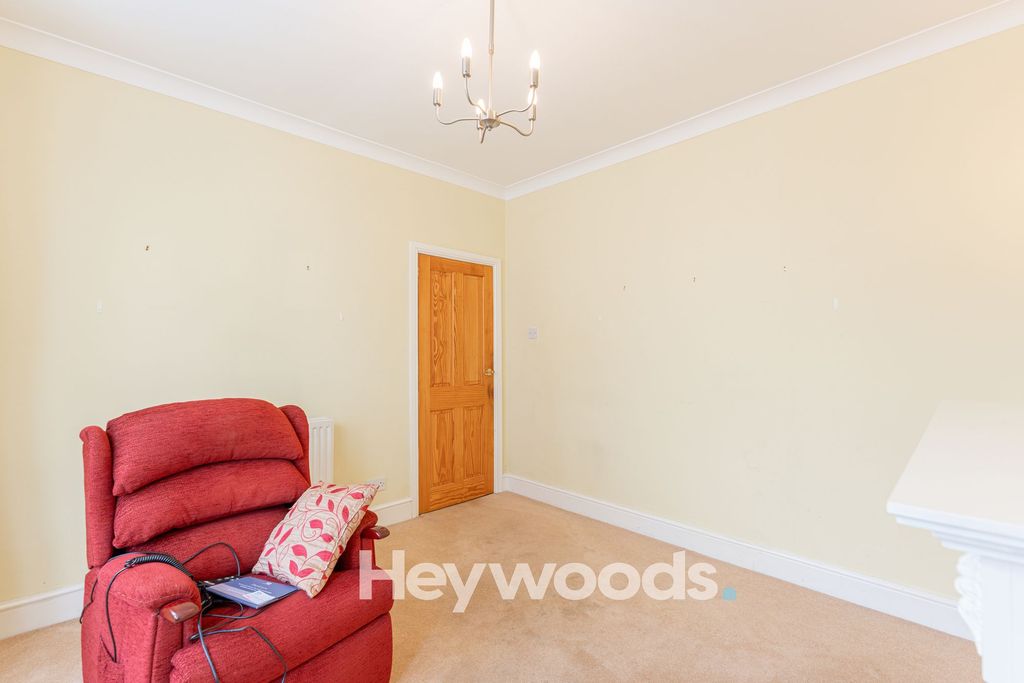Property photo 3 of 26