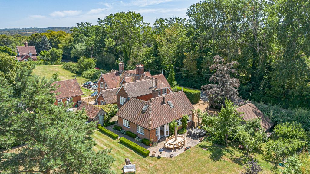 Property photo 2 of 33 55_87382
