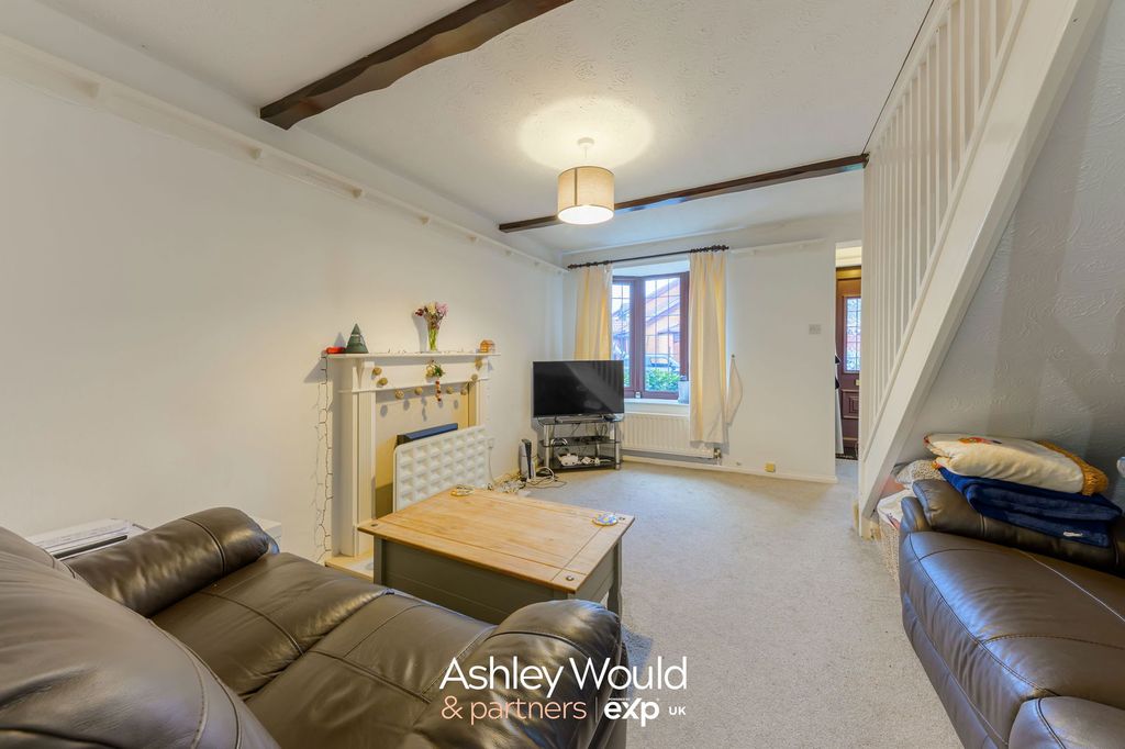 Property photo 3 of 13