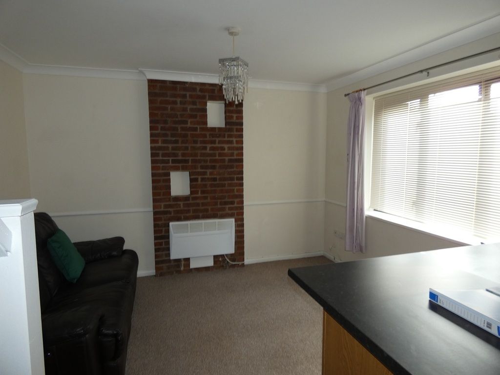 Property photo 3 of 6